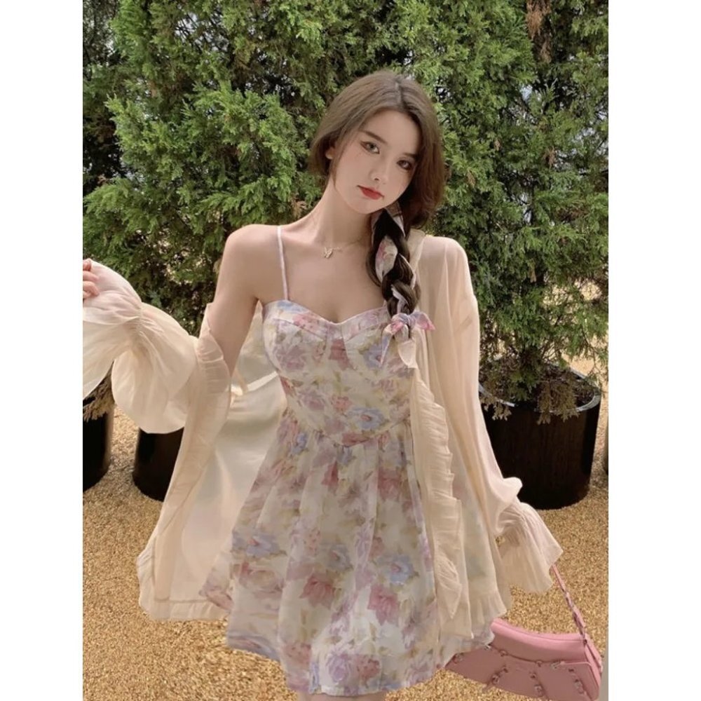 Chiwawameme Floral Spaghetti Strap Mini Dress